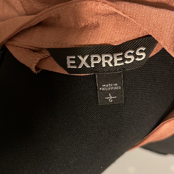 (GUC) Express Open Shoulder Blouse - Picture 6 of 7